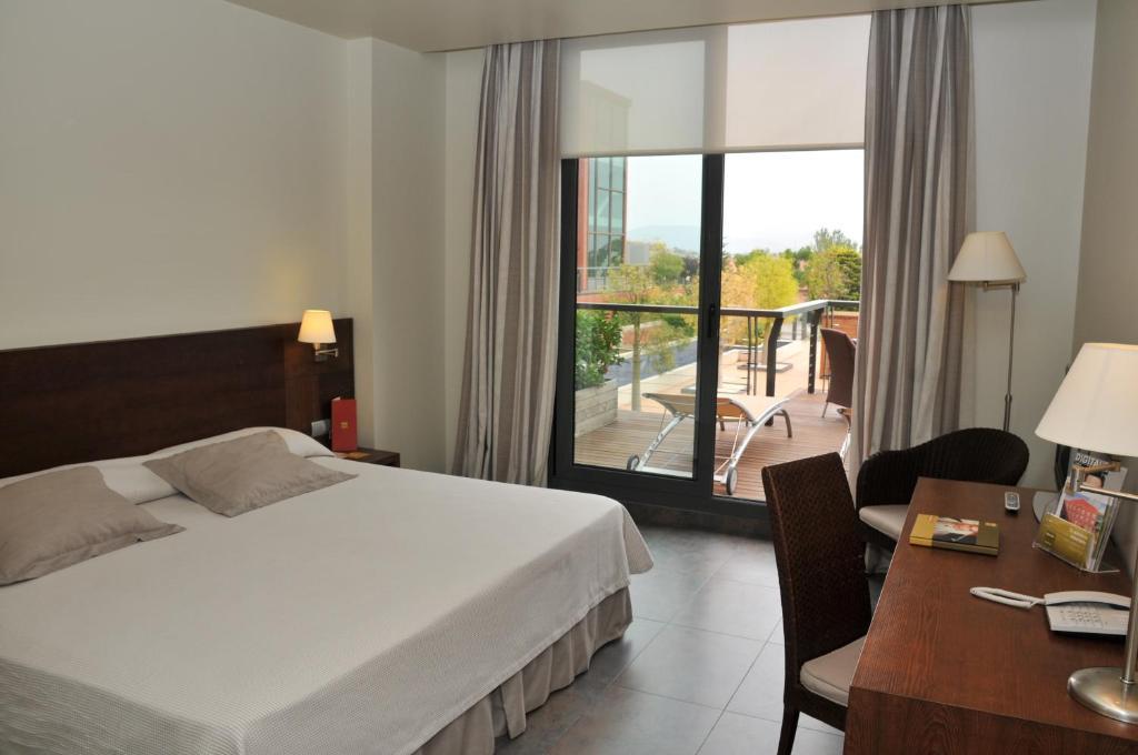 سانت إستيفي سيسروفير Hotel Barcelona Golf Resort 4 Sup الغرفة الصورة