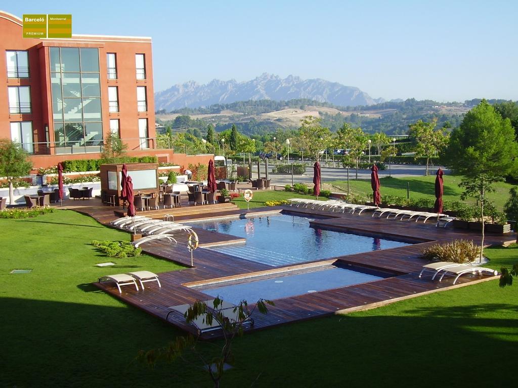 Dolce By Wyndham Barcelona Resort سانت إستيفي سيسروفير المظهر الخارجي الصورة