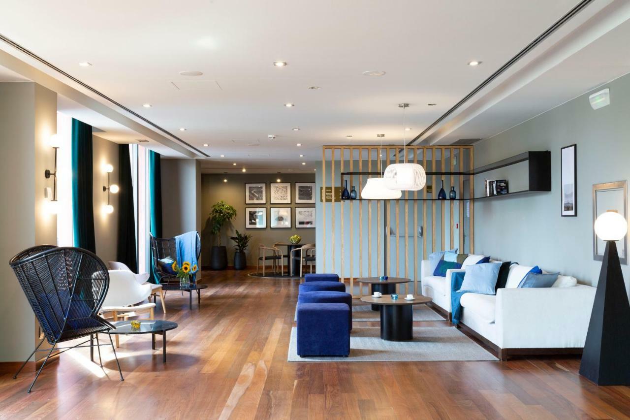 Dolce By Wyndham Barcelona Resort سانت إستيفي سيسروفير المظهر الخارجي الصورة